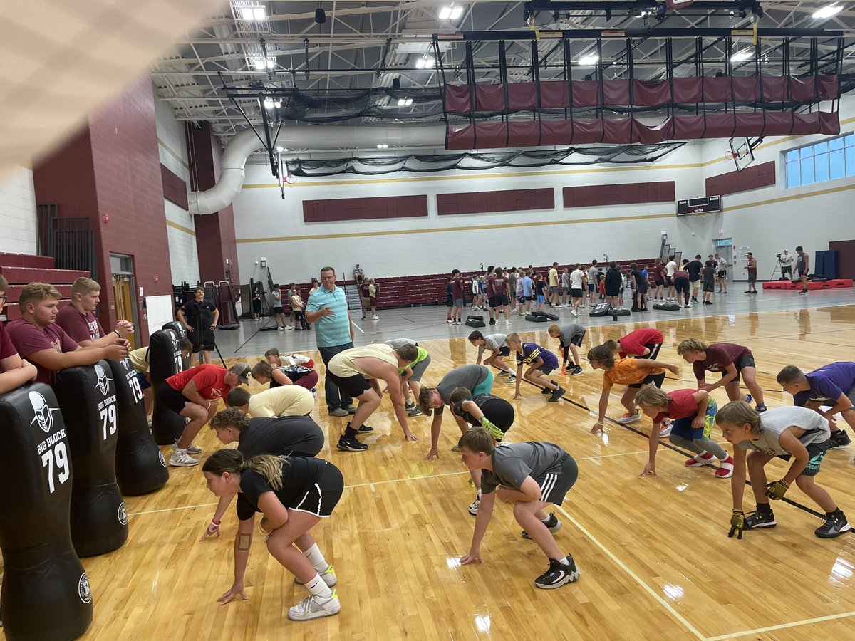 CCE_Football's tweet photo. Weather chased us inside tonight, but what an awesome turn out of about 120 Future Eagles! #EMAE #WeAreCC #Future https://t.co/Y5bV2rUx5s