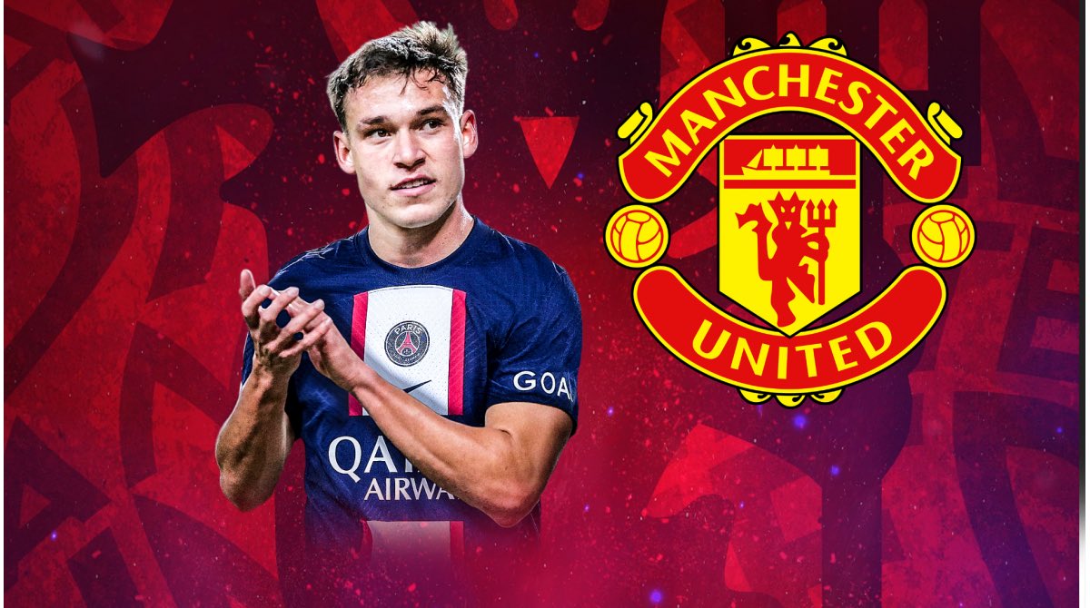DailyF00tballN's tweet photo. 🚨#ManchesterUnited are now pushing to sign Manuel #Ugarte from #PSG. 🇺🇾 
The French club want £50m, while United think £35m is realistic.⚽️🇺🇾🇺🇾
Write what do you think ✒️ https://t.co/kURKoEPI4k