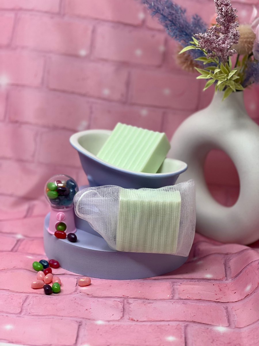 JumpyJellybean_'s tweet photo. https://t.co/EqZBbvq9nc

Please consider supporting my small business, I have 54 more days to save my business.

Saving my business one bath bomb, soap, donation at a time. https://t.co/pS0lS2ruQI
