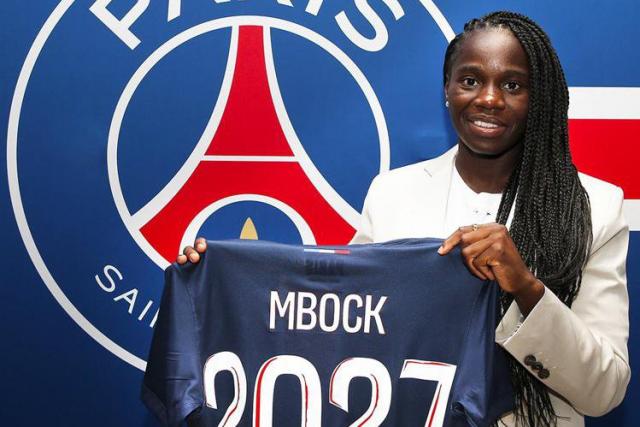 fenottes's tweet photo. Griedge #Mbock après son départ de Lyon pour le PSG : « La meilleure décision »
#Ex_OL
(L'Équipe 💶 : https://t.co/qnKJZYzYCS) https://t.co/vEmqlYA3PM