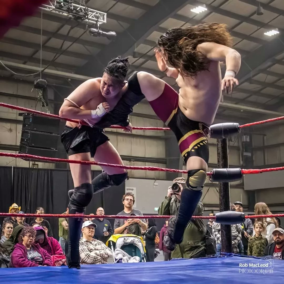 604Gambler's tweet photo. OOWEE ♥️♠️♦️♣️ @ASWCANADA #prowrestling #prowrestler #wrestling #indiewrestling #indiewrestler #WWE #tnawrestling #aew #ROH #njpw #allstarwrestling #lariat #clothesline #gambler #aces #bigstackbullies #flyingknee #muaythai https://t.co/5ZAc56pXJp