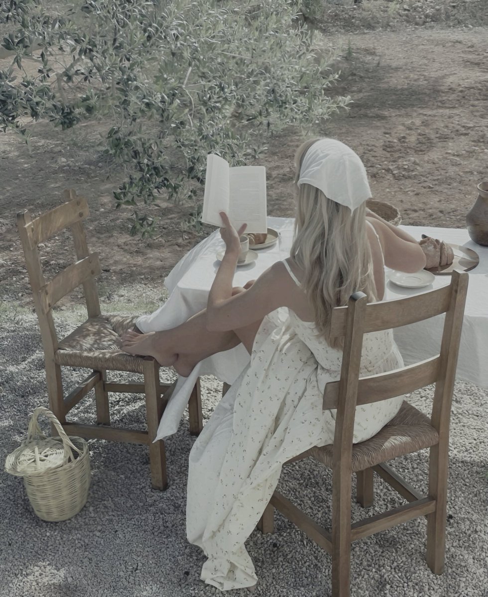 ᅠ𝑳𝐨𝐜𝐤𝐰𝐨𝐨𝐝, 𝑺𝐞𝐥𝐞𝐧𝐞. ( 🤰 ) (@hersummerdress) on Twitter photo 