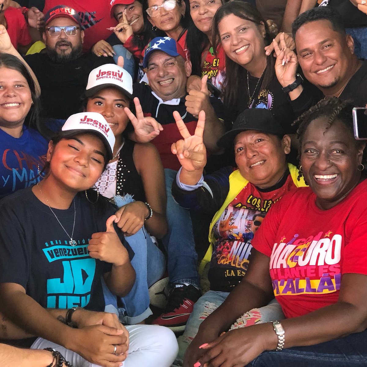 angelacurruca's tweet photo. #9Jul; Estamos dando una batalla ejemplar y junto al pueblo el próximo 28J gritaremos en voz de Victoria. ¡Viva Venezuela Mi Patria Querida!🇻🇪 @NicolasMaduro https://t.co/9I5a1bp06Z