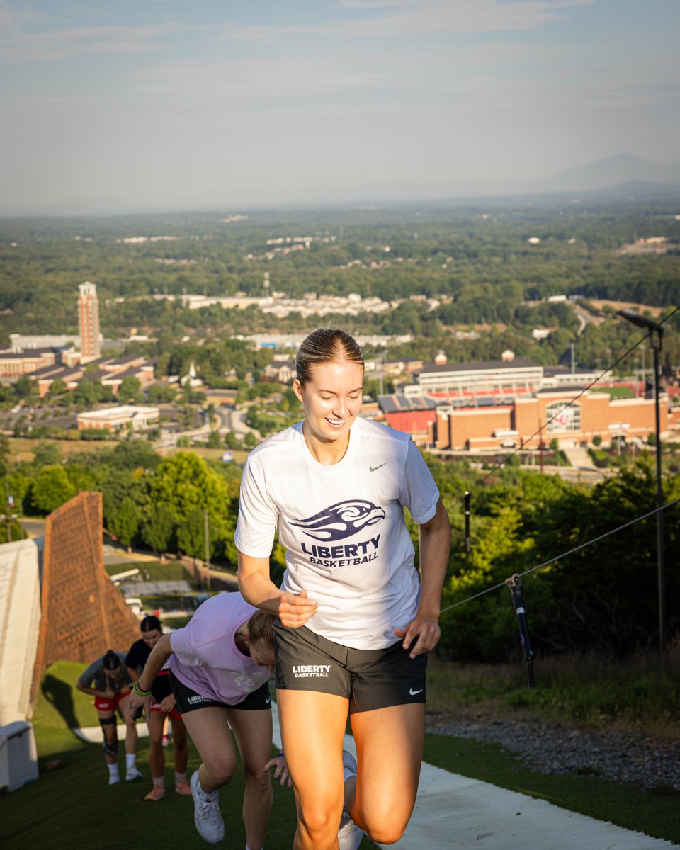 Liberty Women's Basketball tweet media
