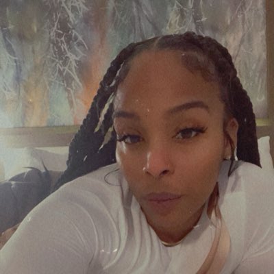 kMarieLuv's tweet photo. #NewProfilePic https://t.co/YjZ38uspkk