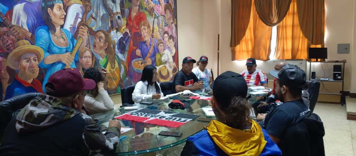 Juntos reunidos como  una gran familia en Tupamaro Mérida garantizamos la movilización de toda nuestra militancia por la continuidad de la revolución y dando ejemplo de trabajo y estudio constantemente