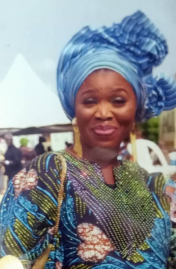 AbouMFaozy's tweet photo. MISSING PERSON
Her name is Mrs Kehinde Lawal, last seen at Terminal 1 Oshodi at abt 11.30 am 9th July 2024. Any information on her whereabout pls call Mr. LANRE Lawal on 0802 391 4379. Please help repost, it cld be helpful. @MobilePunch @instablog9ja @vanguardngrnews @PoliceNG https://t.co/Zf6tJ5lv15