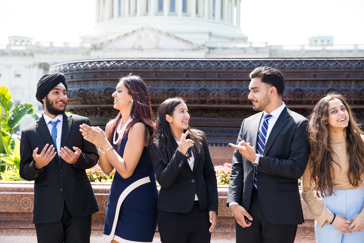 SALDEF's tweet photo. This weekend, over 50 #SikhLEAD interns from across 14 different states will gather in Washington, D.C. for an unforgettable networking reception hosted by #SALDEF!
Your support will ensure a successful night of Sikh leadership in action: https://t.co/CnYsooemDv https://t.co/FUTCWArqzL