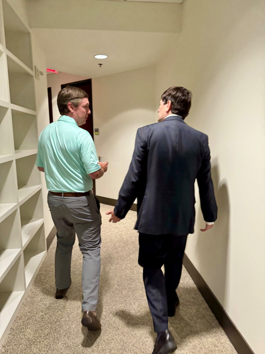 Thanks to the attorneys and staff at Evans Petree for giving me the opportunity to visit with their team about my efforts to improve public safety in Memphis. I always enjoy the opportunity to visit with small businesses about addressing local concerns in the state legislature.