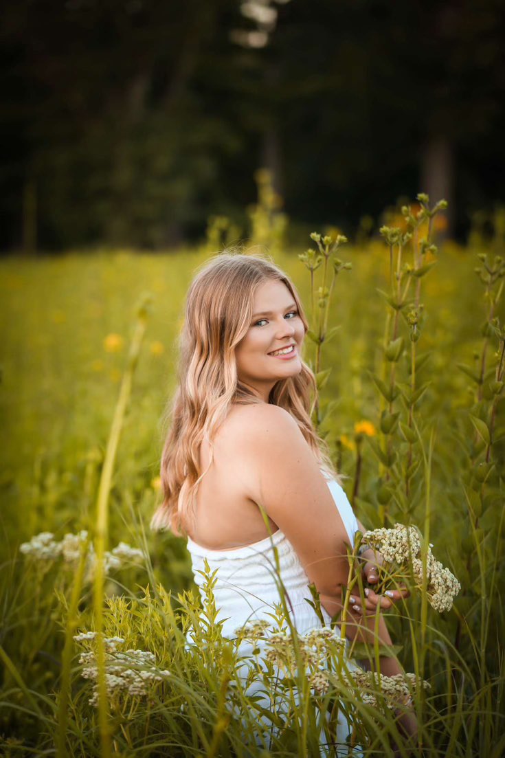 IL_Firecrackers's tweet image. Let’s celebrate Camryn Patterson’s exciting journey ahead! This fall, Camryn will attend Lincoln Land Community College to study Special Education and continue her softball career. 

We are so proud of you, #️⃣1️⃣9️⃣!