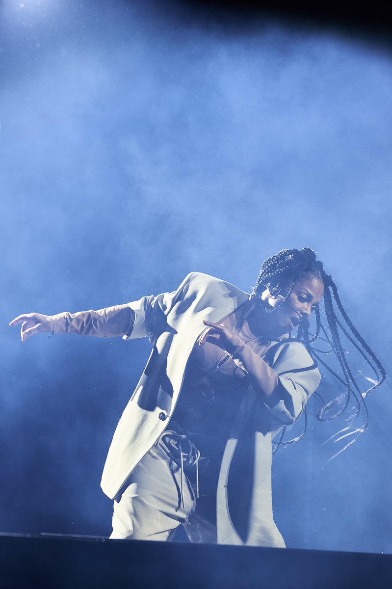 JanetJackson's tweet photo. Essence Fest ✔️ …Newark (tonight!), Brooklyn, Washington, Baltimore & Charlotte…you’re up next!

📸: @solaimonster
Designer & Shoes: @fearofgod, Fear of God Athletics, @jerrylorenzo, @adidas 
Wardrobe/Styling: Laurel Thomson & @ghsduldulao 
Makeup: Preston Meneses
Braids & hair styling: The Urban Meet Braid Shop
Color & hair styling: Chris Rios Beauty