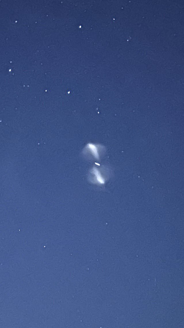 MaitrayeeGupta's tweet photo. #Ariane6 looks great over the European sky! Congratulations #ESA 🚀✨ https://t.co/MLePLrP3oU
