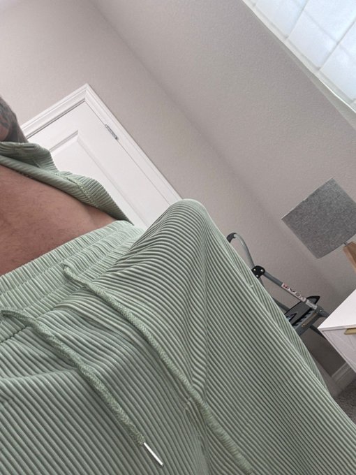 I've got a surprise package for you tonight! FREE TRIAL right now! 😏 https://t.co/sgFaUxXBbW https://t<a href="/tag/blind"class="tags"><span>#blind</span></a><a href="/tag/jewfrow"class="tags"><span>#jewfrow</span></a>