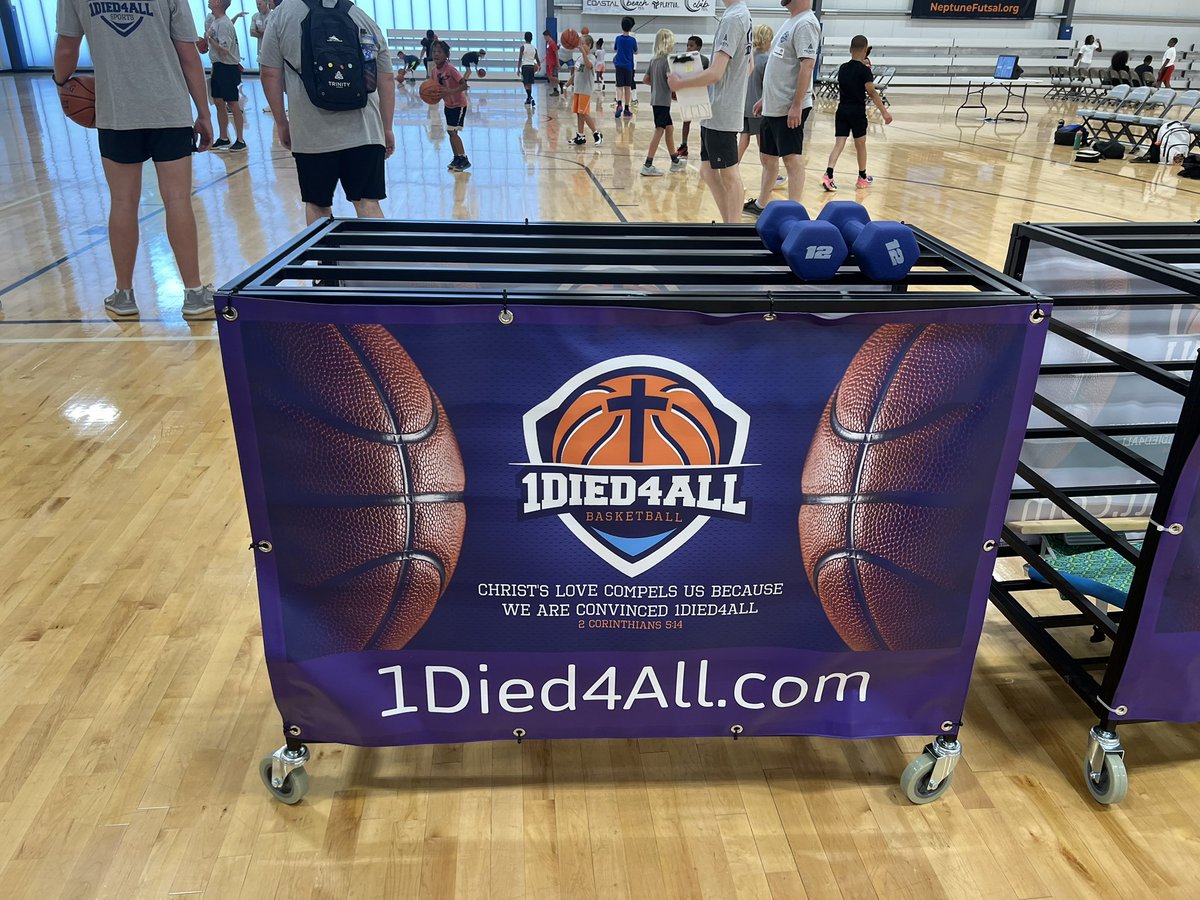 RegentMensBkb's tweet photo. What an awesome blessing it was to get out to the 1Died4All Basketball Camp today and be a part of such a humbling event….#i✝️matters https://t.co/gjPETETSV0