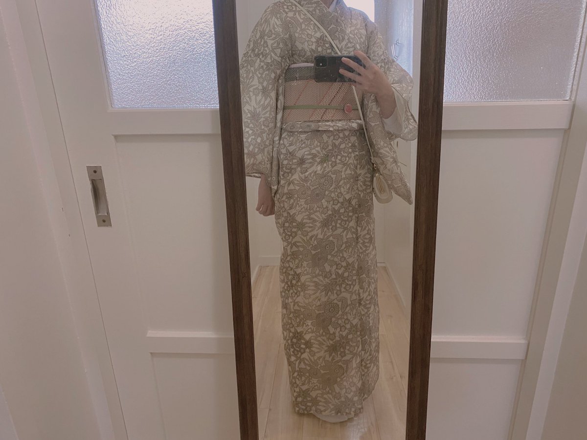 rqmmt's tweet photo. 夏着物。
映ってないけどお太鼓めっちゃ上手くいってとても上機嫌な1日でした✌️

 #絹紅梅
 #着物コーデ
 #着物 https://t.co/eFZ9yZLcCc
