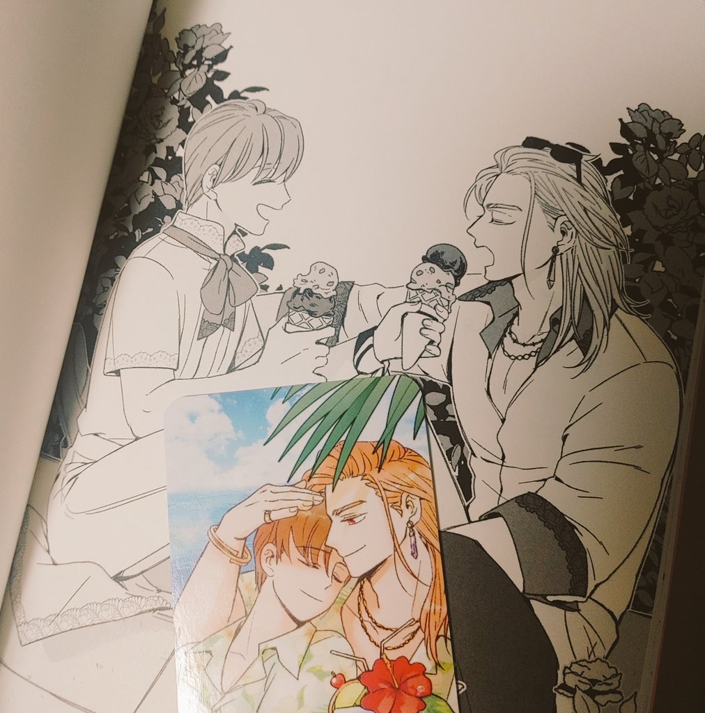 멋진 책의 한페이지를 함께할수있어서 영광입니다🥰💜
원고로 참여하고싶었지만 못한 아쉬움 대신 포카를 제안드렸는데 흔쾌히 받아주셔서 감사했다는 tmi 하나..