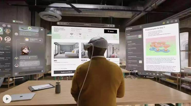 GM 🌞 

A bit of product tech talk this morning. I’m not a huge Apple maxi, but having tested some capabilities of my own, the potential of the Vision Pro is wild.

Some barriers to clear, for sure, but I wouldn’t be nervous about making small bets inside it as a product manager.