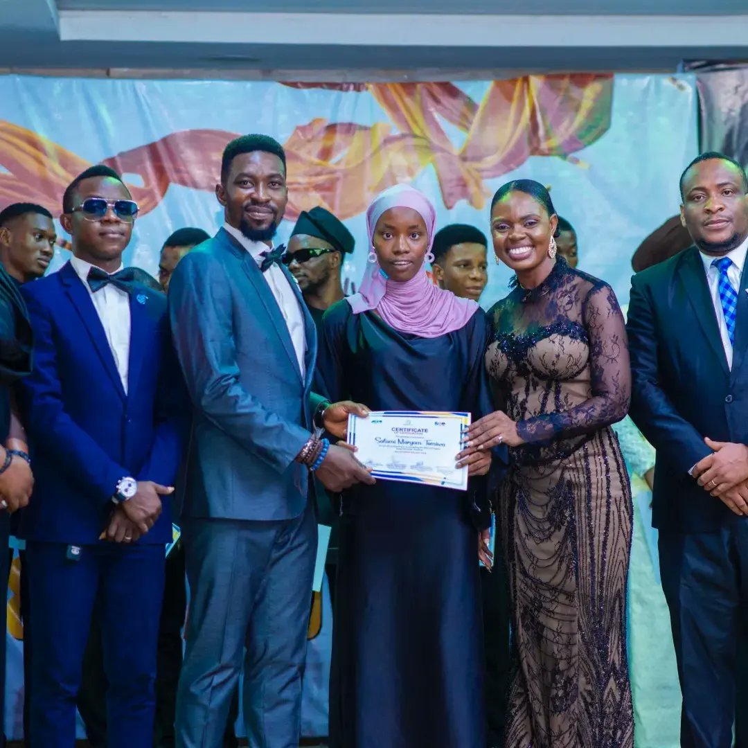 jcilautech's tweet photo. @SalamiMaryam6 @isiaq_abolaji We are also glad to present @mhidey_love24 and @SalamiMaryam6 as a graduate of the JCI Nigeria Social Enterprise Academy 6.0.
3/3
#Harmony24
#CollegiateConference24
#JCINigeriaCollegiate
#JCINLAUTECH https://t.co/8dscHyCpHJ