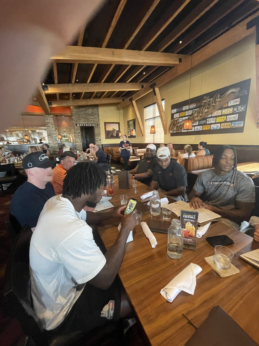 KKlintworth's tweet photo. Flight delay due to high temperatures (116). #okstate https://t.co/U9Y9UA70RR