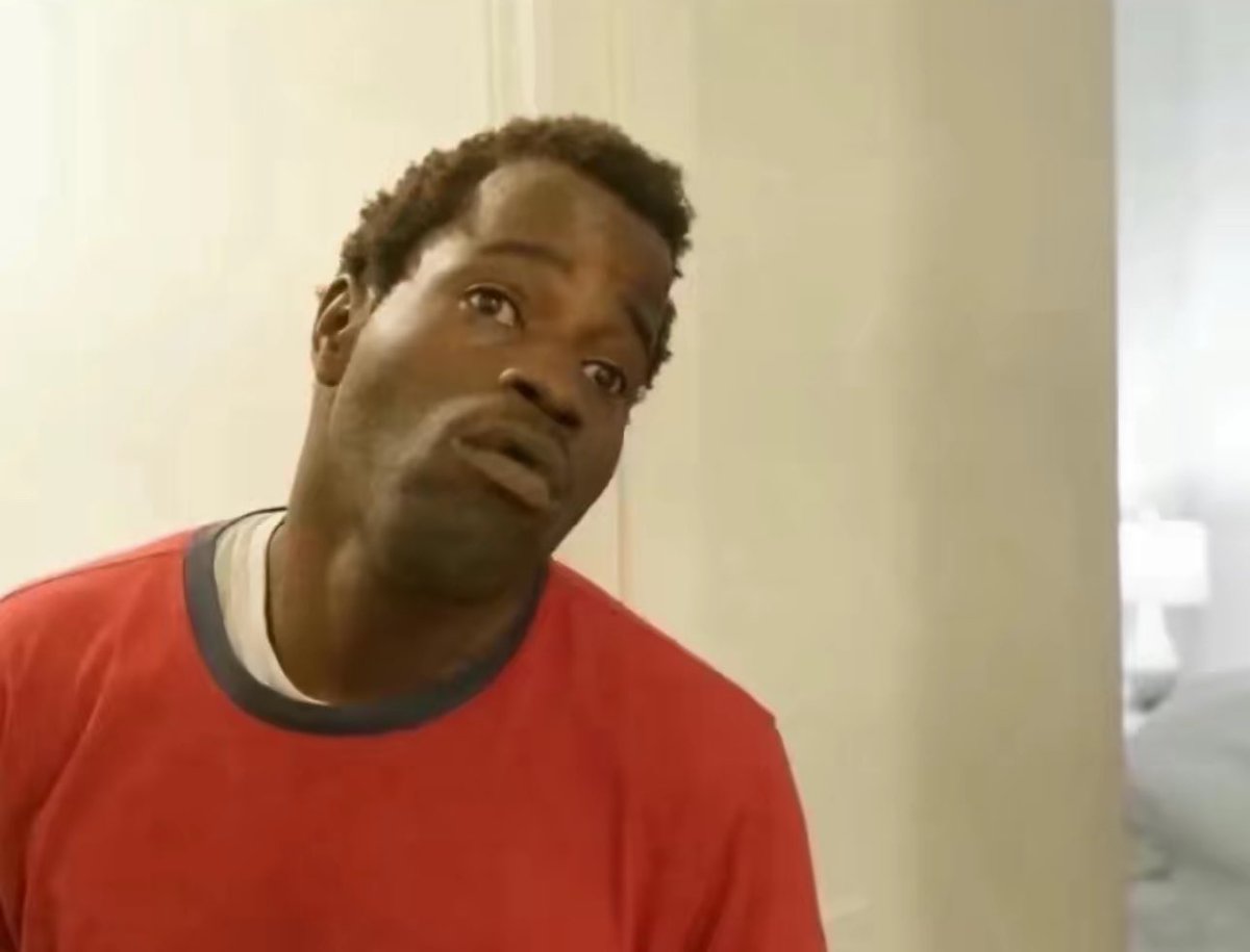 _JustALizard_'s tweet image. noor when them yns up that switch and take that lululemon bag