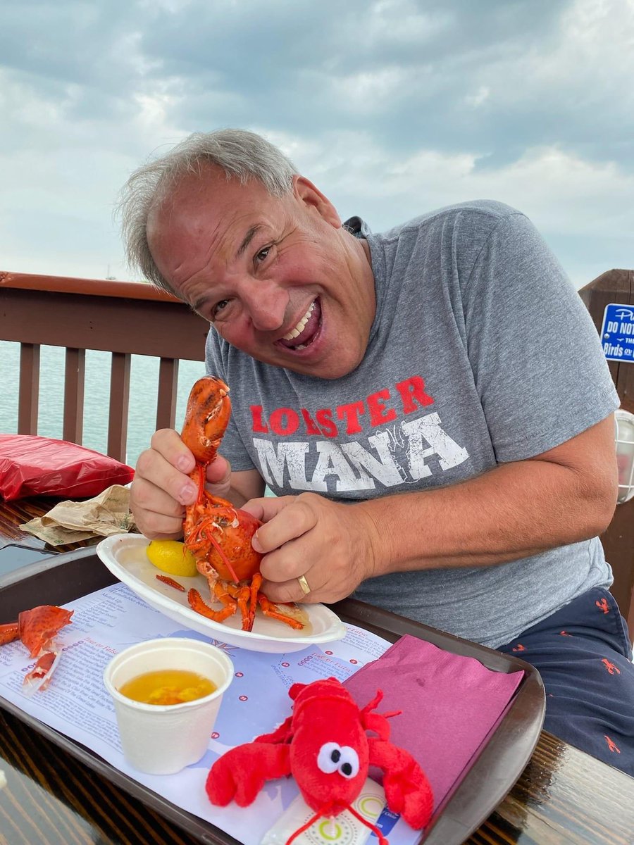 Boardwalkpib's tweet photo. 🦞LOBSTER MANIA WEDNESDAY! 🦞 Enjoy a 1 lb. Lobster, cole slaw, a bowl of our Lobster Bisque and a dessert for $39.99! 5:00-8:00 while supplies last! 🦞#pib #putinbay #lakeerie #lobster #getthebisque https://t.co/G4SZM9JF2o