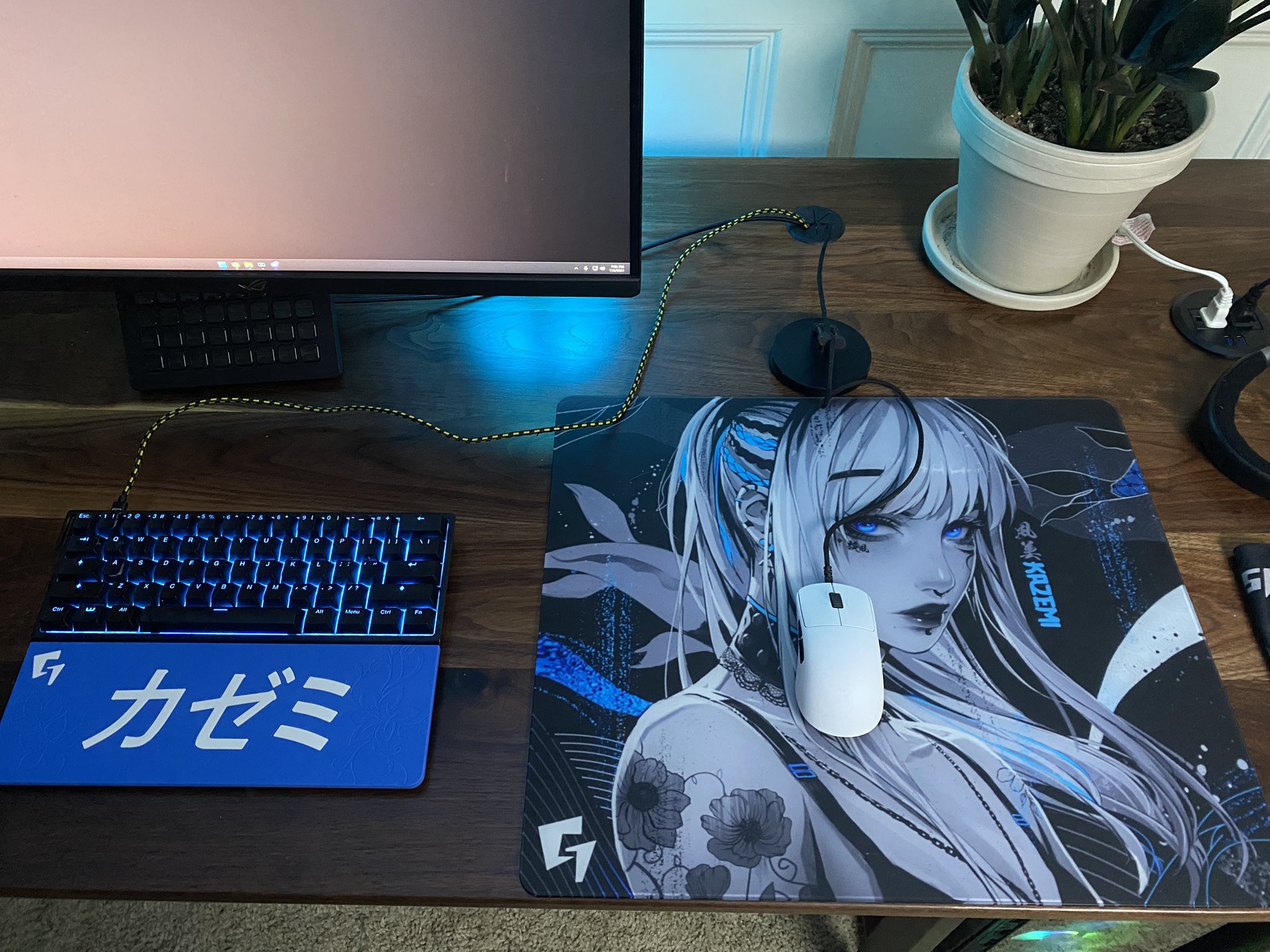 GLSSWRKS Kazemi Premium うらやまし Glass Mousepad GLSSWRKS Kazemi Premium うらやまし Glass Mousepad