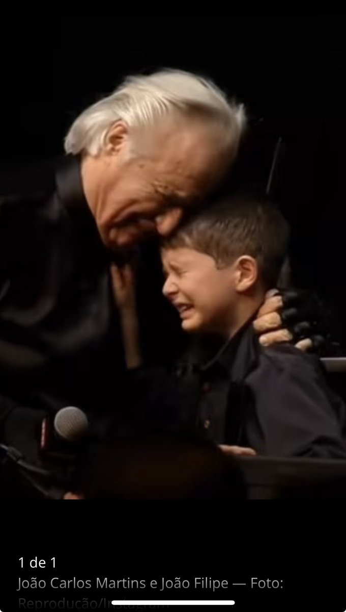 chico_pinheiro's tweet photo. Menino autista de 6 anos emociona o maestro João Carlos Martins: 'Demonstrou o poder da música'
João Filipe Dantas, de Natal (RN), foi chamado ao palco para reger a orquestra no lugar do maestro e impressionou a todos. "Ele já está fazendo história no Brasil", diz a tia, Juliana. https://t.co/xpgnh8QL7x