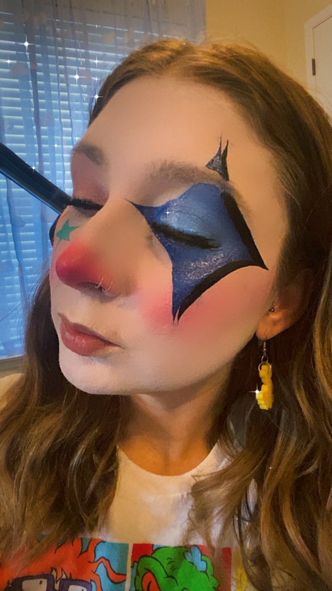 A #clown look inspired by <a href="/Ask_Spectrum/">Ask Spectrum</a>