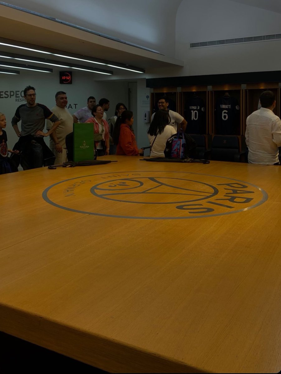 mai_fcim's tweet photo. une occasion dans une vie que je n'oublierai jamais! ❤️💙 (il y a un an) https://t.co/2vQdgfxMLD