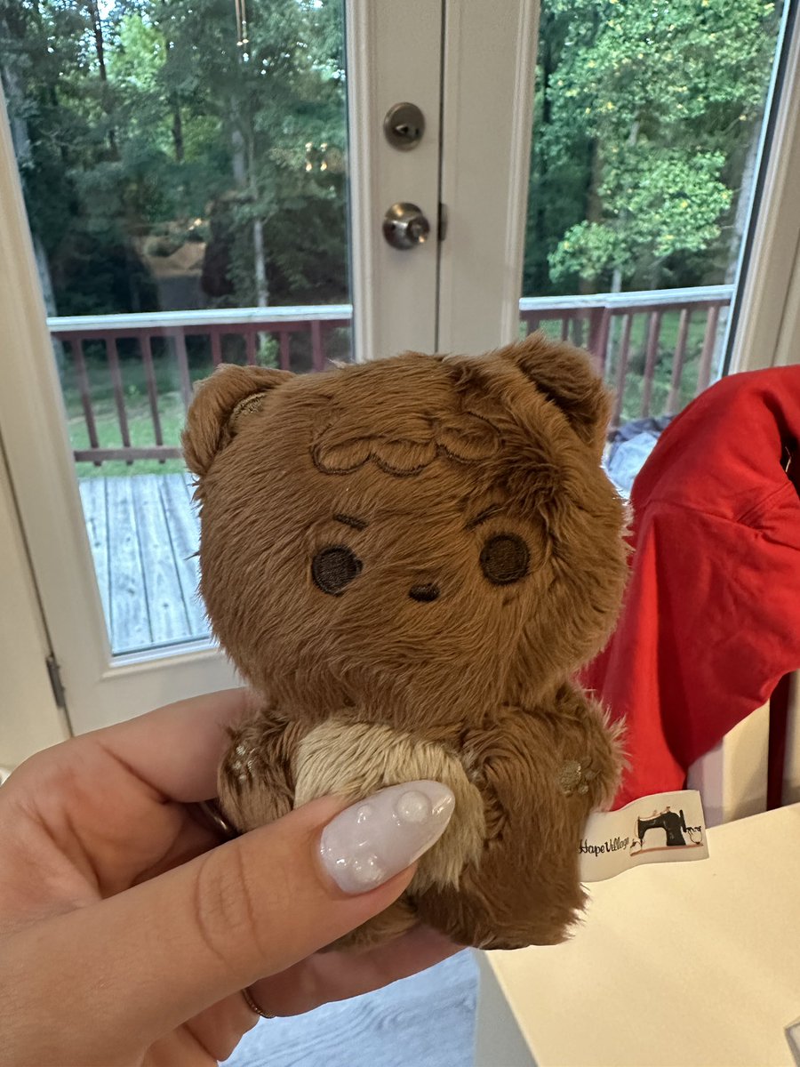 elaix98's tweet photo. y’all look what @marvelousmare43 got me 😭😭😭 https://t.co/DP0sPwcuHU