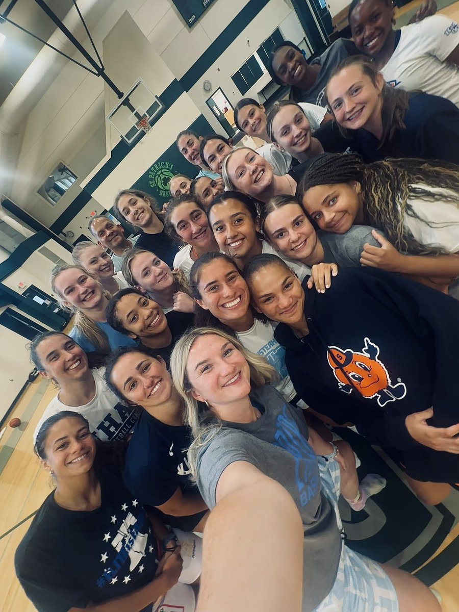 ESBC_BlueFlames's tweet photo. And just like that practice #39 comes to an end. Grateful mindset throughout the entirety of July. 🩵🔥 #TheSisterhood #EarnEverything https://t.co/mofb26a2gS
