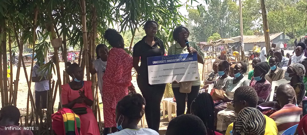 Nyando social justice center in partnership with BAREFOOT law had  a community sensitization forum on  economic empowerment to reduce casses of gender based violence. A total number of 400 community of nyando sub county  from east kano wawithi and Ahero ward  were sensitized.
