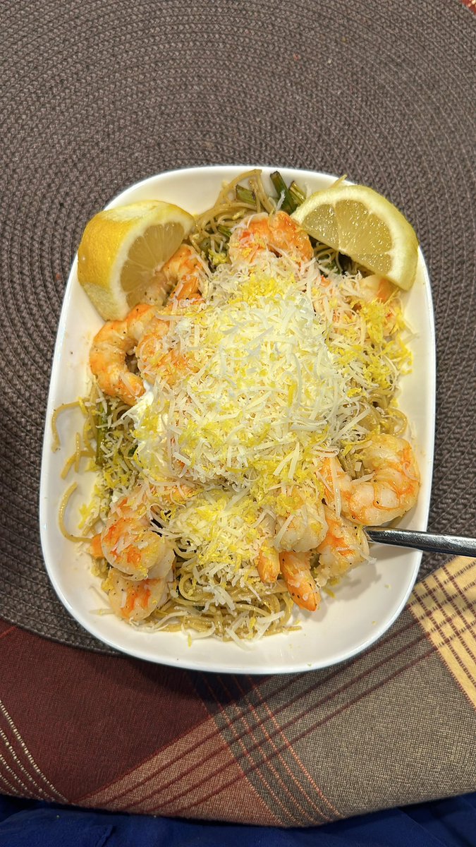 Cookies373's tweet image. I’m allergic to shrimp