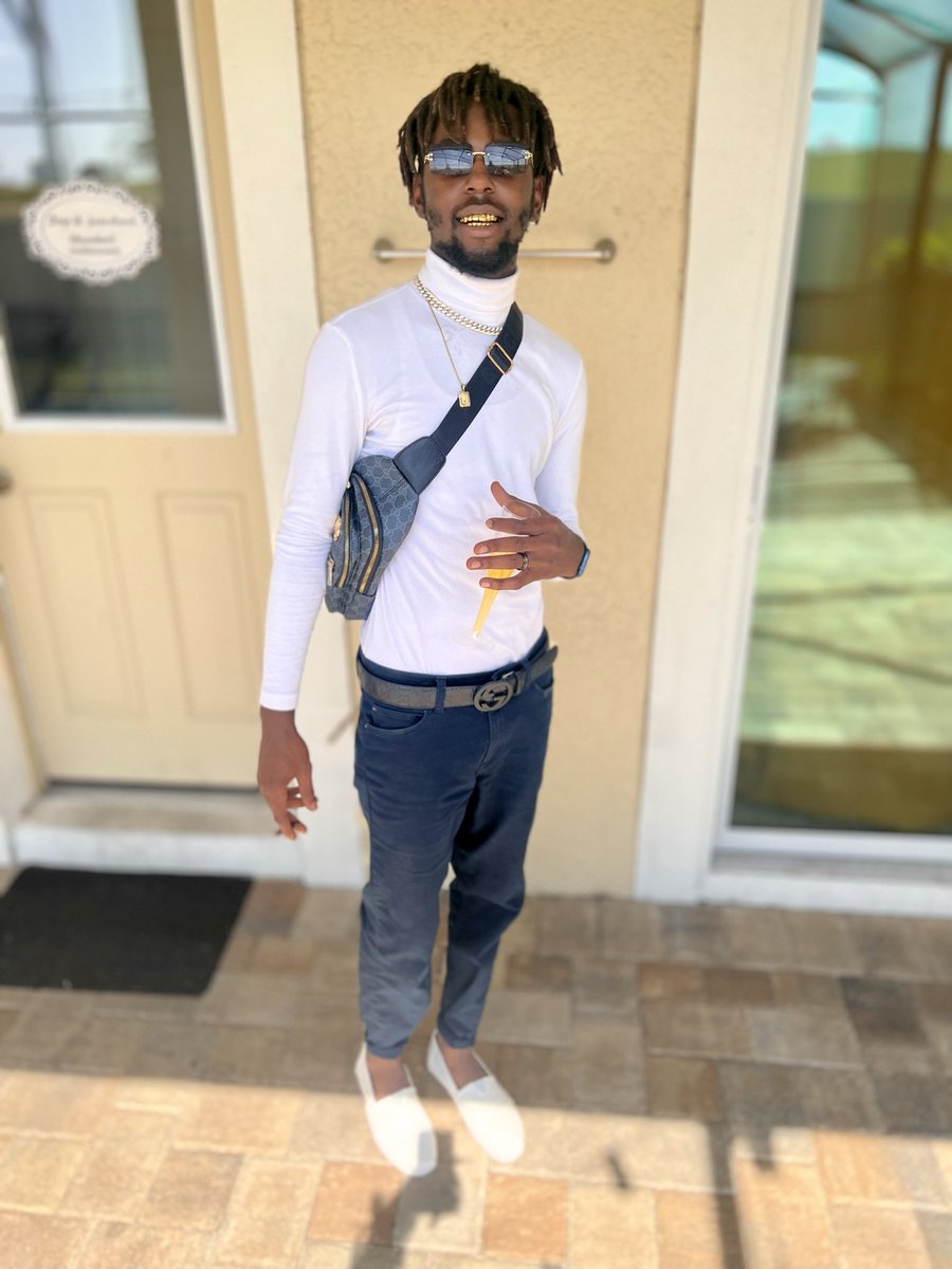 KvngSpinn's tweet photo. Back In My DL Eraa lmaooo🤧 https://t.co/HnuyZ6Bfkg