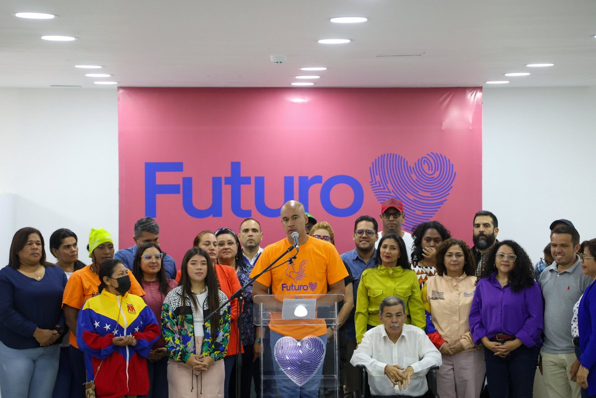 DDHHFuturo's tweet image. Juntas y juntos estamos construyendo un espacio digital donde podamos coincidir de manera permanente, un lugar donde día a día intercambiaremos ideas para consolidar un mejor futuro para toda Venezuela #VotaFuturo