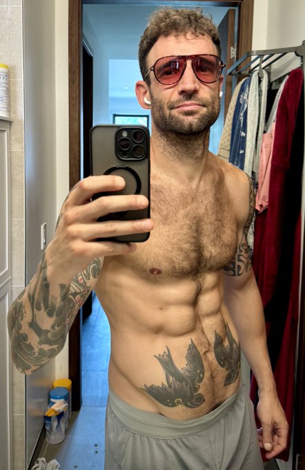 Waaaazzzaaa https://t.co/UvXP2Zotfj