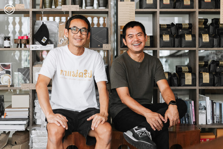 readthecloud's tweet photo. #TheCloud เดินทางมายัง #Galleryกาแฟดริป บันทึกเรื่องราวการเดินทาง 12 ปี และทัศนะในการทำร้านกาแฟให้ยั่งยืน ซึ่งอบอวลไปด้วยความหลงใหล มิตรภาพ และการไม่หยุดพัฒนาตนเองของพี่ปิและพี่เอ #TheCloud #SCATH #ThailandCoffeeFest #ThailandCoffeeFest2024
https://t.co/oxJv7GOZzF https://t.co/3T5YKD1LG3