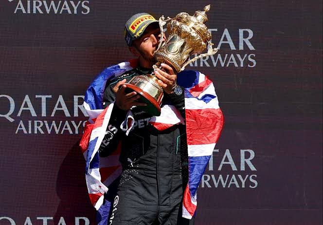 TheDRSZonePod's tweet photo. Yes we know it’s been awhile, but we’re back with a few quick thoughts about the #BritishGP and the current (crazy?) state of #F1. LISTEN:
 
🎧Soundcloud: https://t.co/8gbBAzix8K
❇️Spotify: https://t.co/u18lpgKsqz
🍏iTunes: https://t.co/nYNuMFsisz https://t.co/QLj7E6nWM7