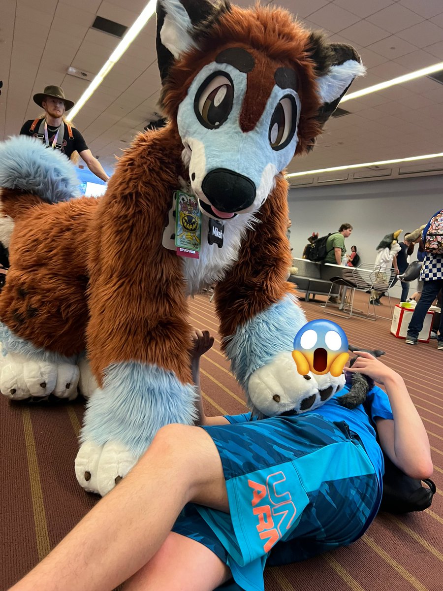 i got to teach <a href="/MikehLongLegs/">Mikeh</a> some tricks!… well, at least i tried… #AC2024