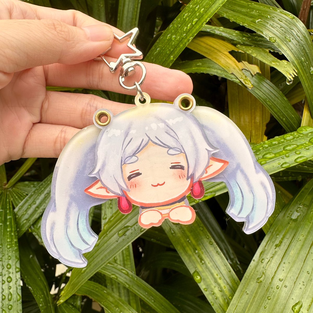 Pyonyon_'s tweet photo. I made a movable keychain :3
#frienren #葬送のフリーレン好きな人と繋がりたい https://t.co/XMPuCxn2cY
