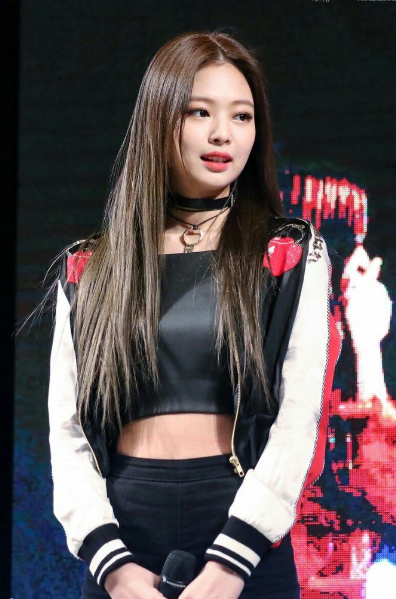 BLACKPINK's Jennie has issued an official apology for smoking indoors, acknowledging that she was vaping inside a makeup room during her visit to Italy. Her solo agency, ODD ATELIER, released a statement on July 9, expressing regret for the incident. The agency apologized to