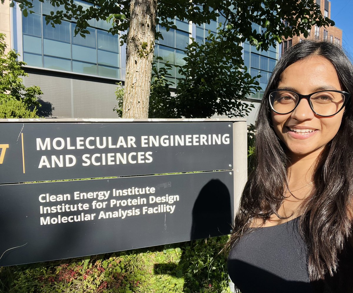 apal9_pal's tweet photo. Had my fan girl moment at the mecca of protein design research 🌟 #Bakerlab https://t.co/rC81M4dbXt