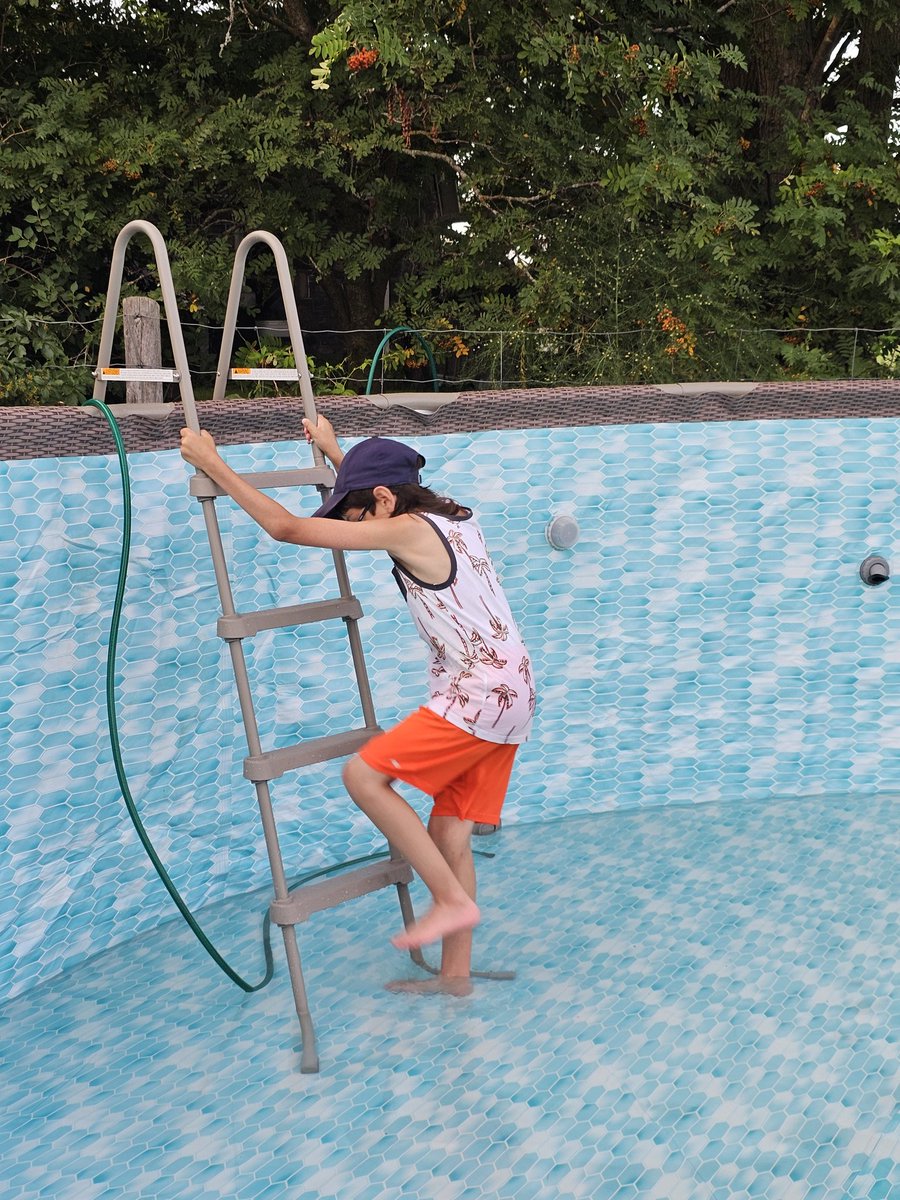 perduproject's tweet photo. Getting our families pool set up on this super hot day 😁 @wilkjef. It's a deeper pool this year, and it looks like our son Keenan better put those swimming lessons to use and keep his chin up 🤣 https://t.co/Fs1eDwtGjl