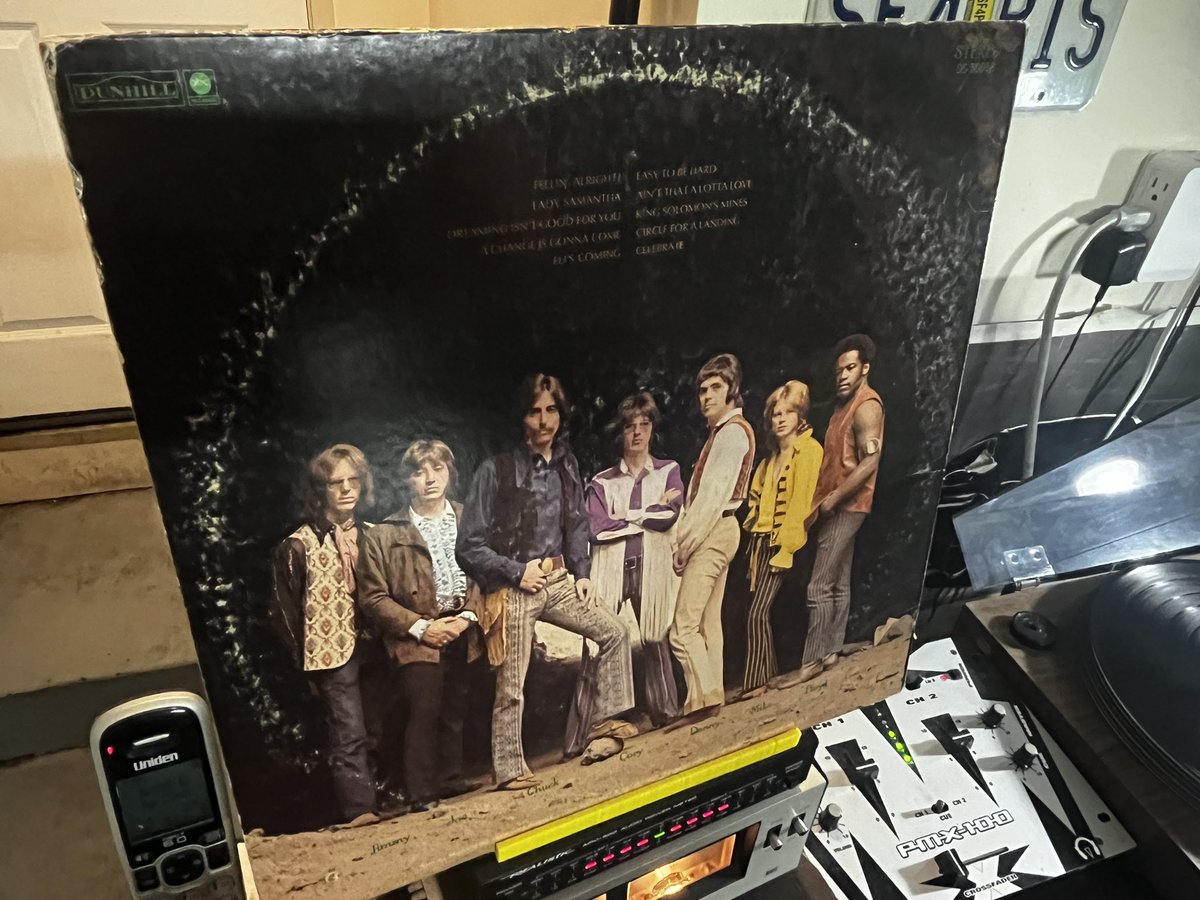 MrSaratoga's tweet photo. Suitable For Framing, 1969
#ThreeDogNight #3DN

Dunhill DS-50058, Santa Maria pressing

Second album from the powerhouse vocal trio, with selections by Dave Mason (Traffic), Elton John/Bernie Taupin, and the song that introduced me (and millions) to the magic of Laura Nyro “Eli’s Coming”

Produced by Gabriel Mekler