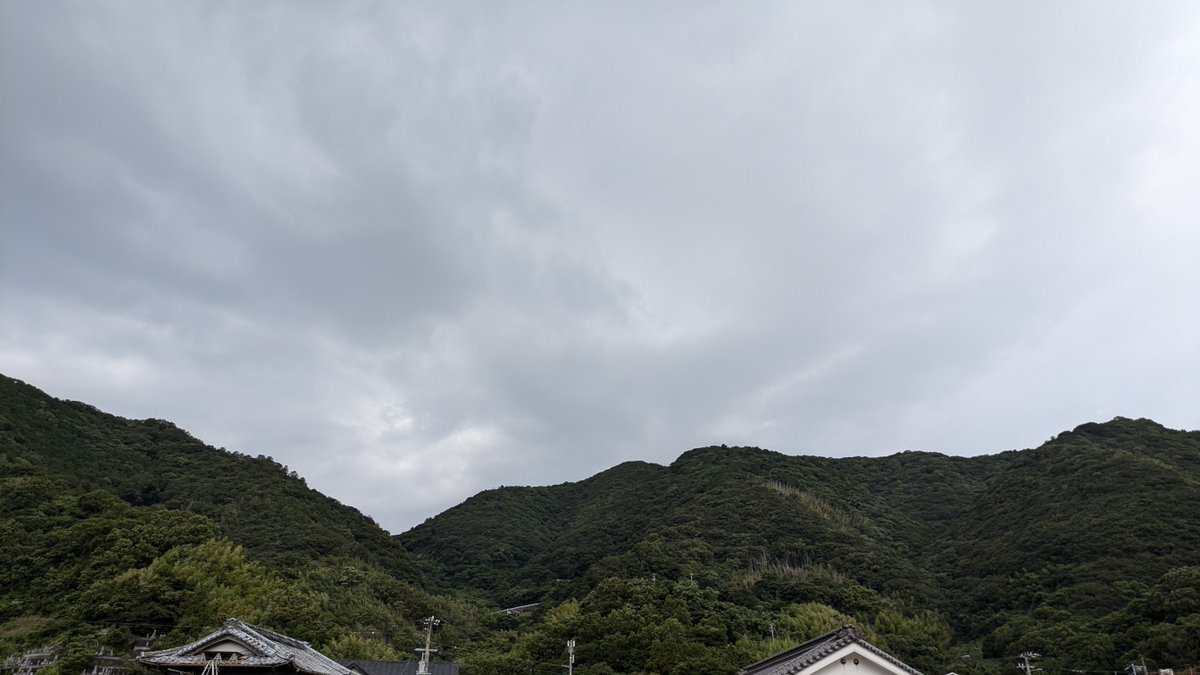 aucfanpartners's tweet photo. おはようございます
愛媛県南予は曇り
昨晩ちょっとだけ雨が降ってか心地よく眠れ
今も風が涼しいです
最高気温31℃予報　昨日より-5
程よい気温が長く続きますように
#企業公式が毎朝地元の天気を言い合う #企業公式相互フォロー #愛媛 

#ポケモンスリープ ぐっすり
本日お越しの皆様 https://t.co/fb5h0pL0UP