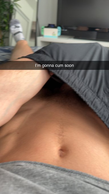 2 pic. https://t.co/CbqGpAC8l8
If ur looking for hookups here’s where u find em ?☝️ https://t.co/MFB