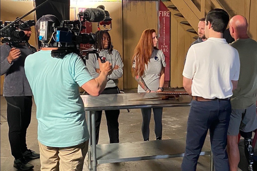 savingtheblue's tweet photo. Release the #BiteBox 💥 #sharkweek #deadliestbite 🦈 https://t.co/M6KXPQK9sn
