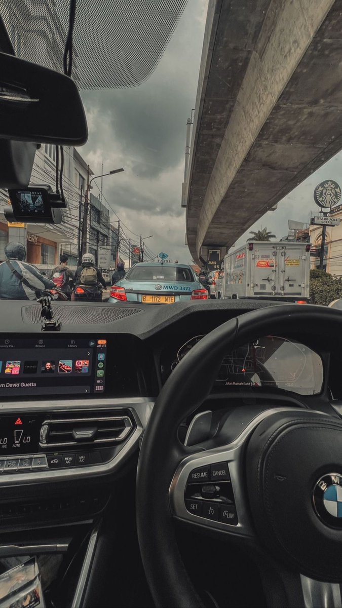 ralchian's tweet photo. ᅠ 
Morning.
awas aja ada yang rusak mood hari ini.
ᅠ https://t.co/oeox1Sl6EI