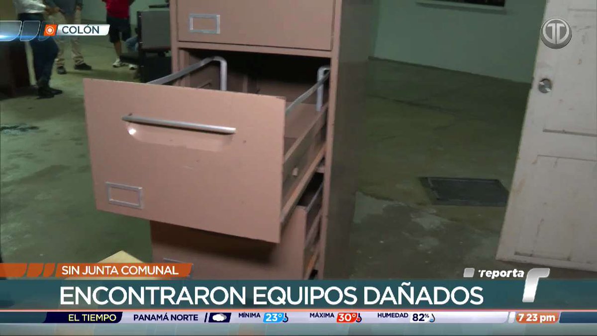 TReporta's tweet photo. Sin junta comunal se encuentra el representante de San Juan, en Colón, quien denunció que no cuenta con documentación de la gestión pasada, le dejaron 12 dólares en las cuentas bancarias y equipos en mal estado.
#TReporta https://t.co/s06ysa9uRr
