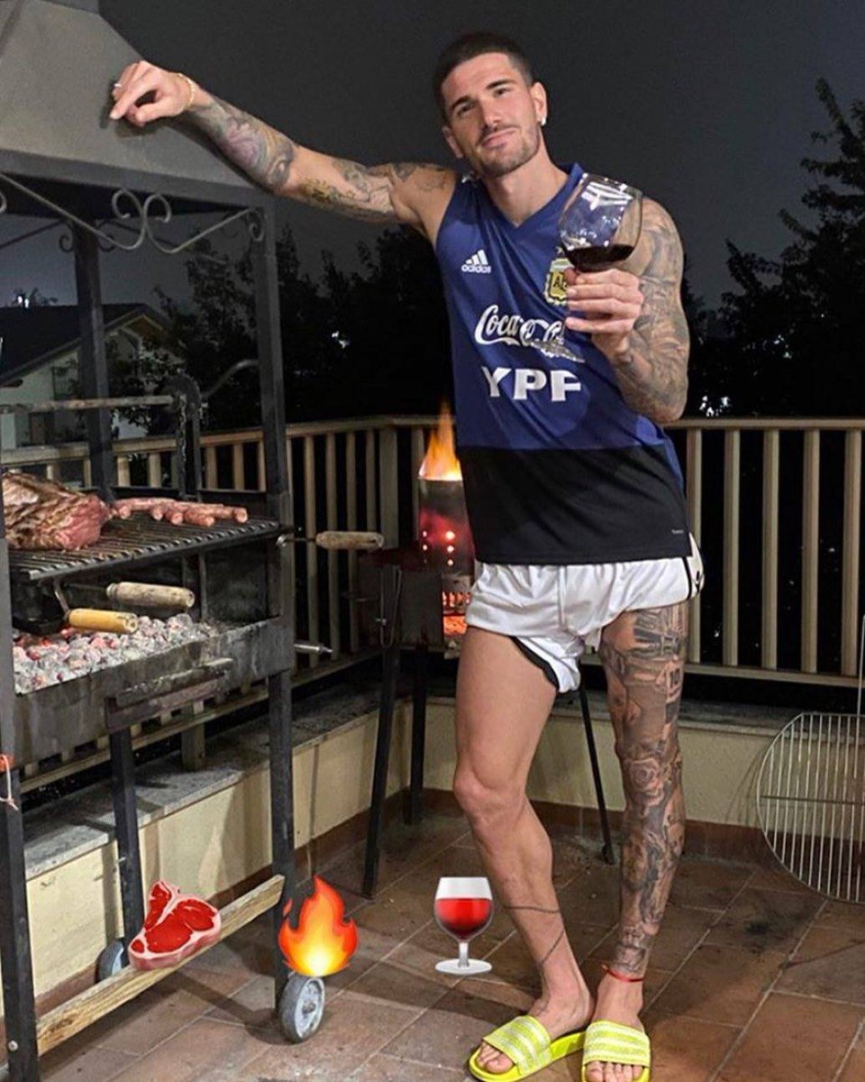 Agustín Stella tweet media